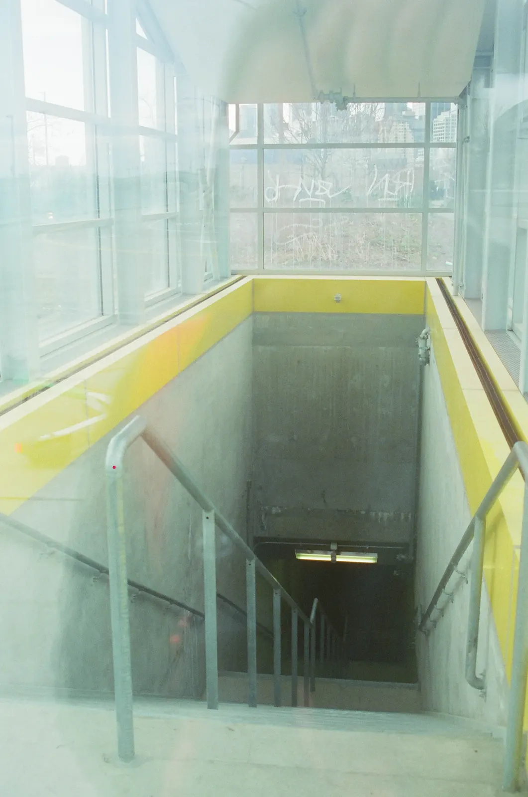 1bf2f0a6-000132180009.jpg