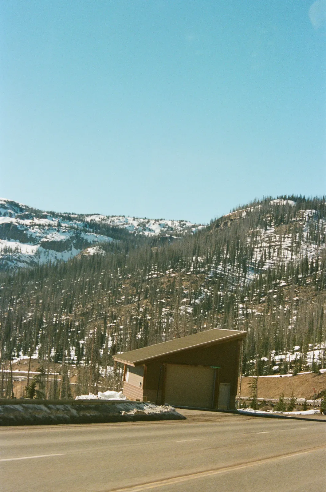 f9e3ef5d-000481800033.jpg